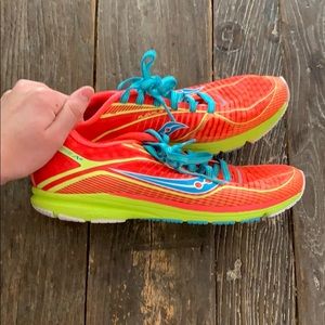 Saucony types A6 running shoes